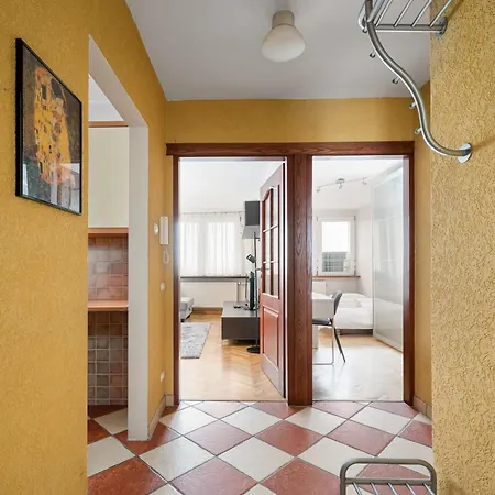 Metro Wierzbno Homely By Bookinghost Apartment *